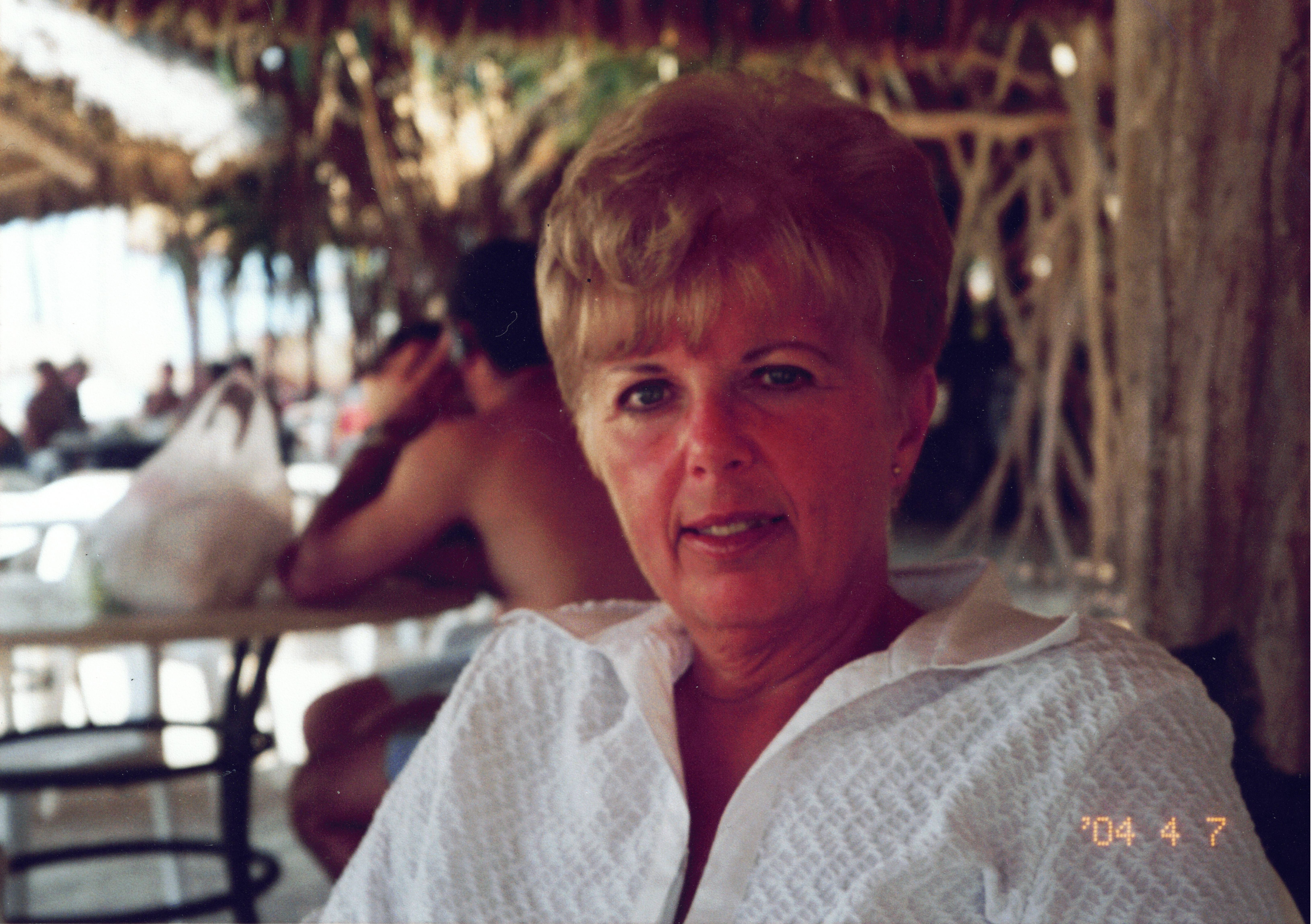 Lynne Field